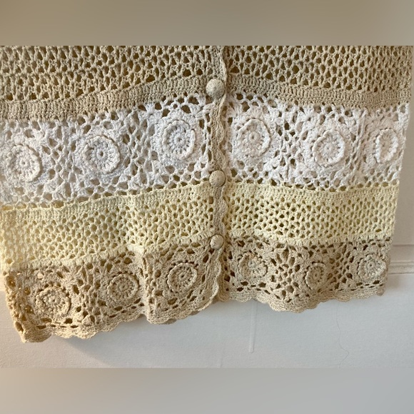 Vintage Willow Ridge Crochet Tee - Picture 4 of 5